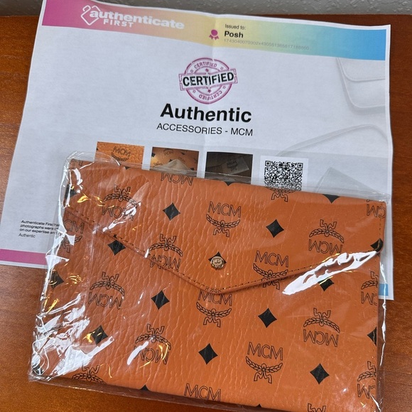 MCM Visetos Envelope Clutch Cognac - Picture 1 of 5